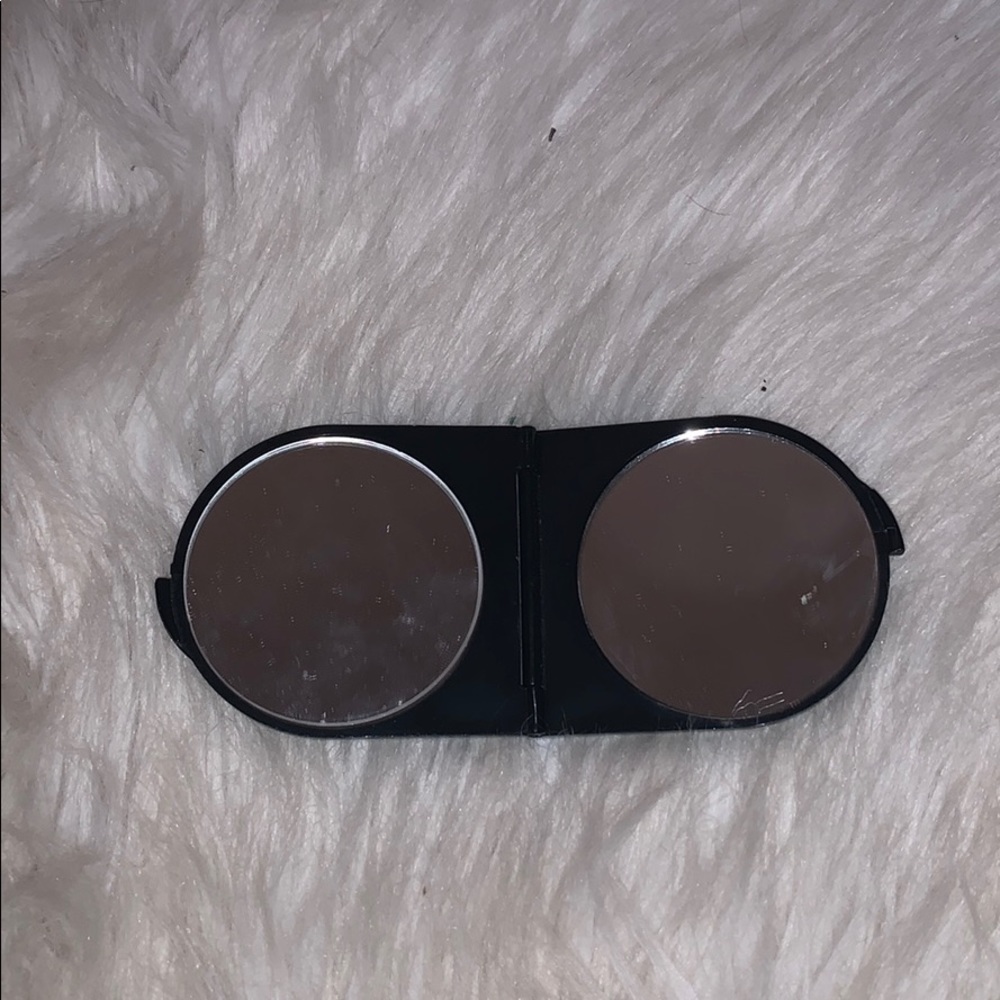 Makeup tool